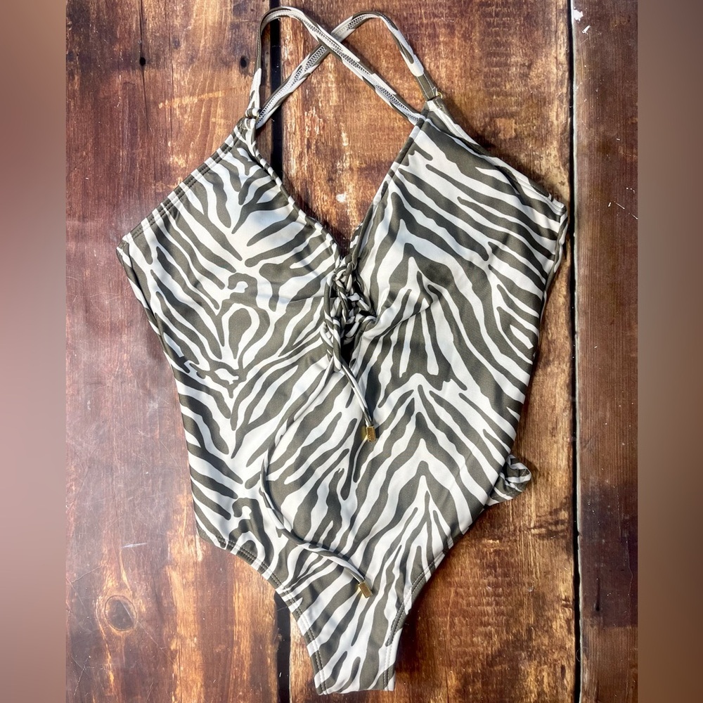 VIX Paula Hermanny swimsuit. Zebra. Small.